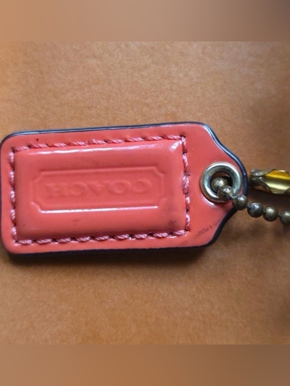 Coach Brown Poppy Signature
Wristlet with Gold Plaque w/ Original Hang Tag GUC - Picture 5 of 14